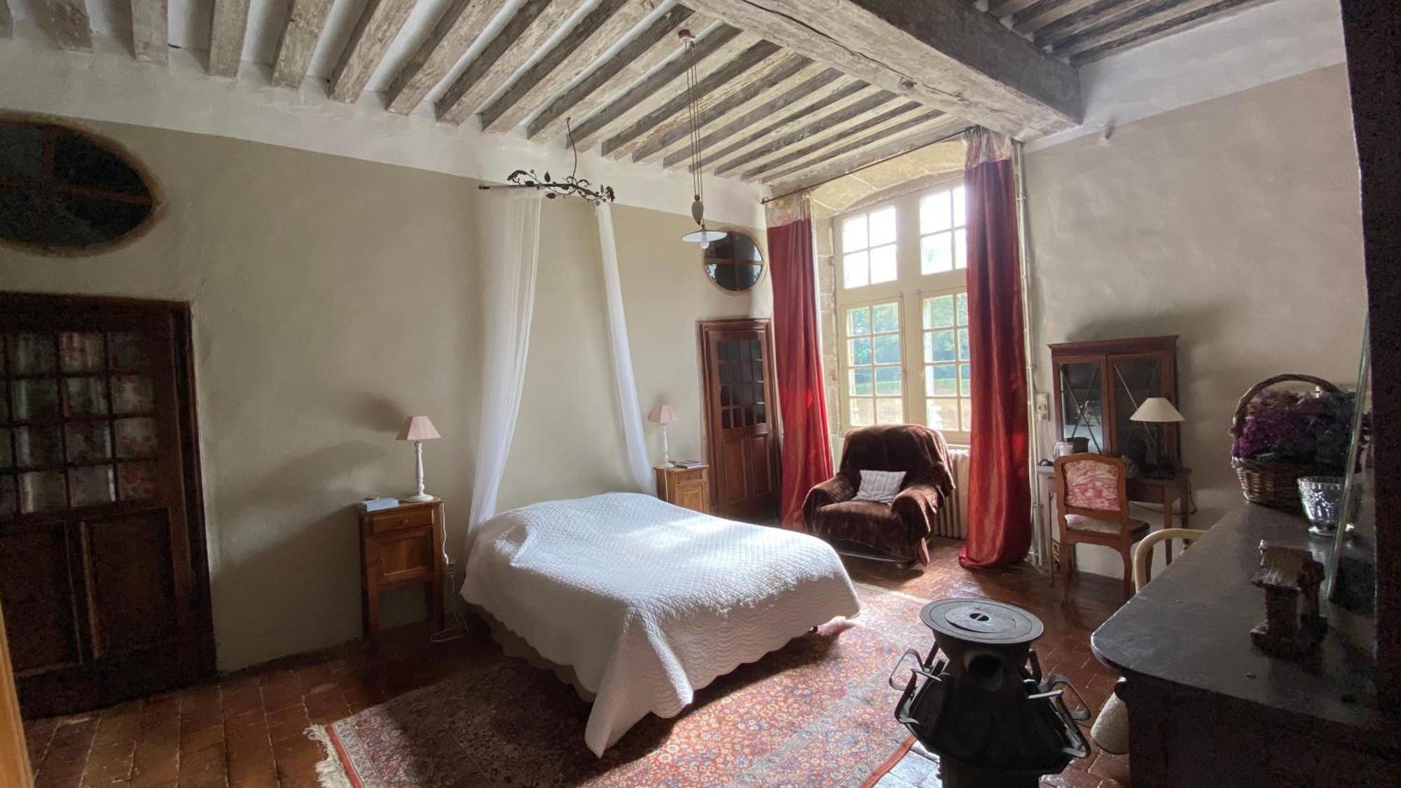 Chateau de Bourgon Montourtier Extérieur photo